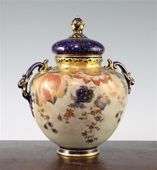 A large fine Royal Crown Derby vase and cover, c.1903, 24cm